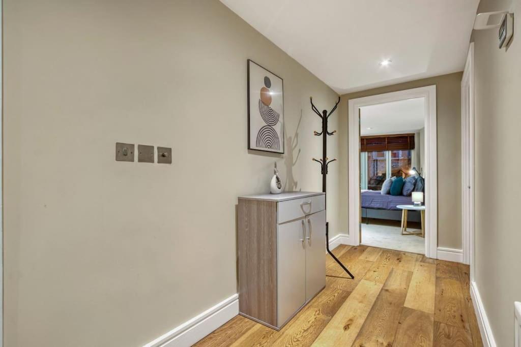 לונדון Tranquil 2 Bedroom Apartment In Southwark- Zone 1 מראה חיצוני תמונה