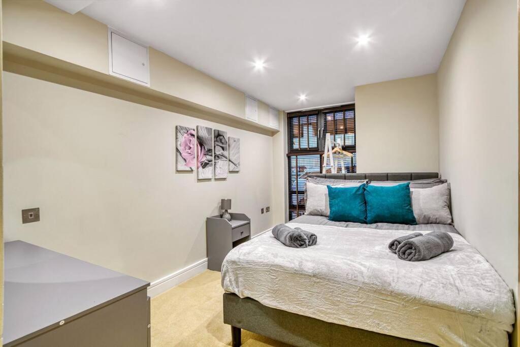 לונדון Tranquil 2 Bedroom Apartment In Southwark- Zone 1 מראה חיצוני תמונה